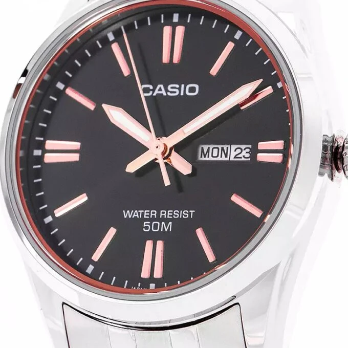 Montre Femme - Casio Collection LTP-1335D-1A2VDF - Quartz Précis, Luminescente, Résistante à l’Eau 5 Bar, Verre Minéral - Acier Inoxydable - Argent - Référence LTP-1335D-1A2VDF