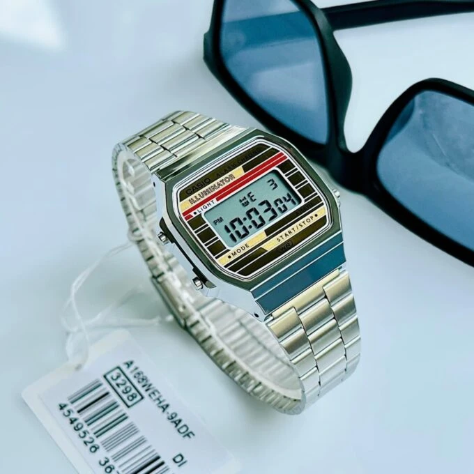 Montre Classique Homme Casio A168WEHA-9ADF - Digital, Acier Inoxydable, Bracelet Argenté, Affichage LED, Étanche, Référence A168WEHA-9ADF