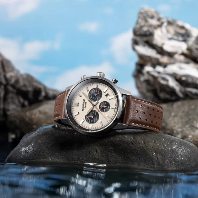 Montre Homme Casio Edifice – Quartz, Cadran Crème, Boîtier 40,5mm, Bracelet Cuir Beige - EFR-575L-7ADF