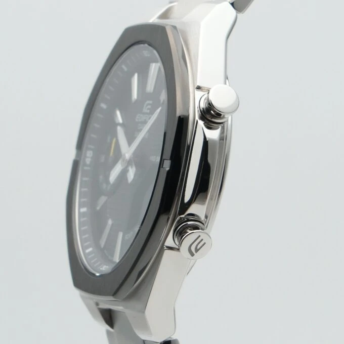 Montre Homme Casio Edifice - Analogique, Numérique - Bracelet en Acier Inoxydable - Cadran Noir, Quartz, 100 m - ECB-S10DB-1ADF