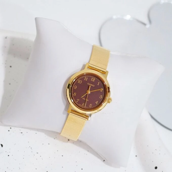 Montre femme Casio LTP-B170G-5BVDF acier inoxydable doré, cadran blanc, mouvement analogique, verre minéral, étanche 50m, bracelet doré, garantie 1 an