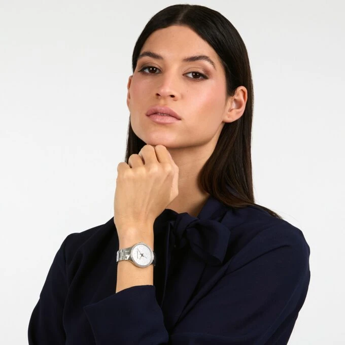 Montre Classique Femme Quartz TRUSSARDI R2453172504 – Acier Argent, Bracelet et Boîtier Acier, Verre Minéral, Résistante 5 ATM, Garantie 24 mois