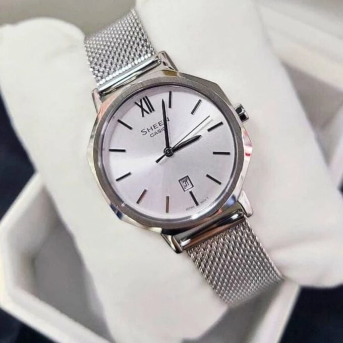 montre-femme-casio-sheen-she-4554m-7audf-verre-en-sapphire-bracelet-en-acier-inoxydable-affichage-analogique-resistant-a-leau-verre-saphir-she-4554m-7audf