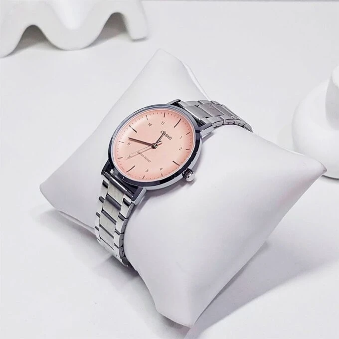 Montre Casio - Femme - Analogique, Chronométrage, Résistante à leau, Autonomie 3 ans - Bracelet Acier Inoxydable - Argent/Rose - LTP-VT03D-4BDF