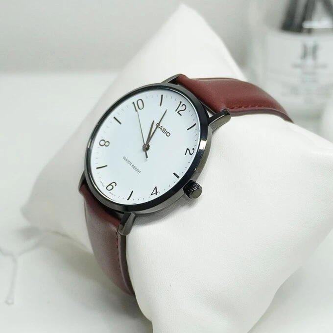 Montre Analogique Casio Pour Homme, Minimaliste, Bracelet en Cuir Marron, Cadran Blanc Concave, 3 Aiguilles - MTP-VT03BL-7BDF