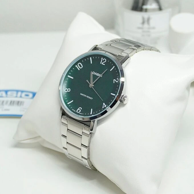 Montre Analogique Casio Pour Femme, Minimaliste, Bracelet en Acier, Cadran Vert Concave, 3 Aiguilles - MTP-VT03D-3BDF