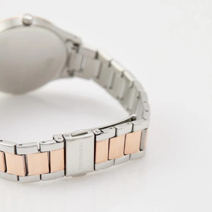 Montre Femme Trussardi T-Star 34 mm - Acier Argenté, Bracelet Métal Argent et Or Rose, Verre Minéral, Etanche 50 Mètres, Boucle Déployante, Garantie 2 Ans - R2453152511