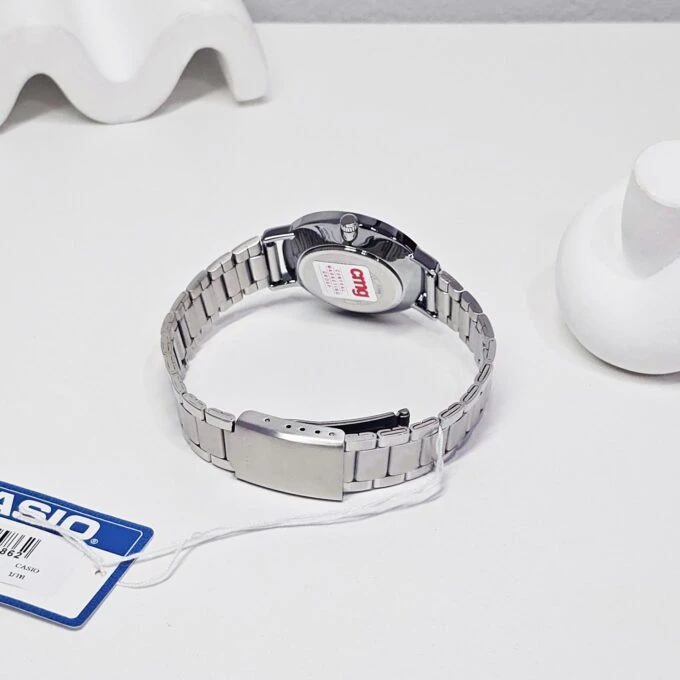 Montre Homme Casio LTP-VT03D-7BDF – Acier Inoxydable, Bracelet Métal, Résistante à l’Eau, Verre Minéral, Précision ±20s/mois, 40x34mm – Argent