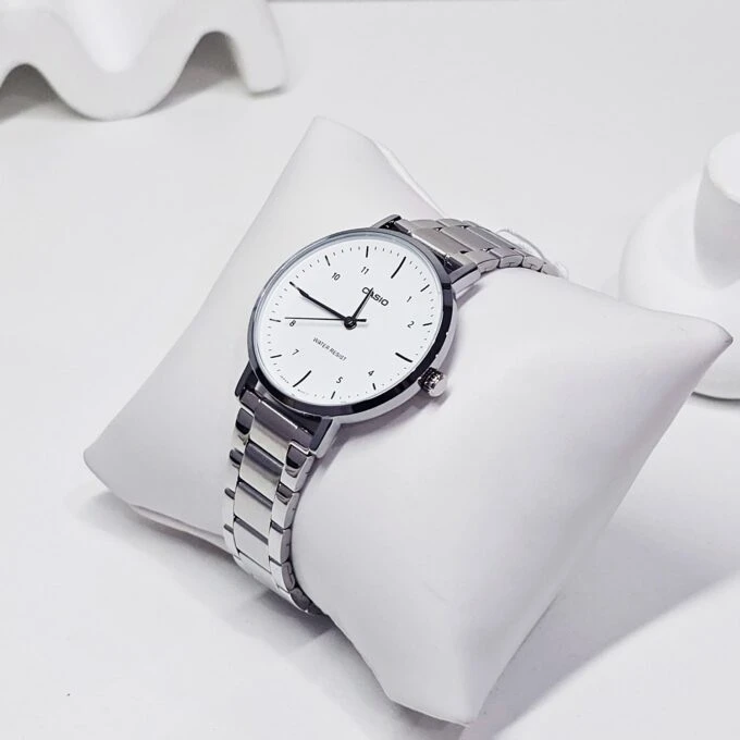 Montre Homme Casio LTP-VT03D-7BDF – Acier Inoxydable, Bracelet Métal, Résistante à l’Eau, Verre Minéral, Précision ±20s/mois, 40x34mm – Argent