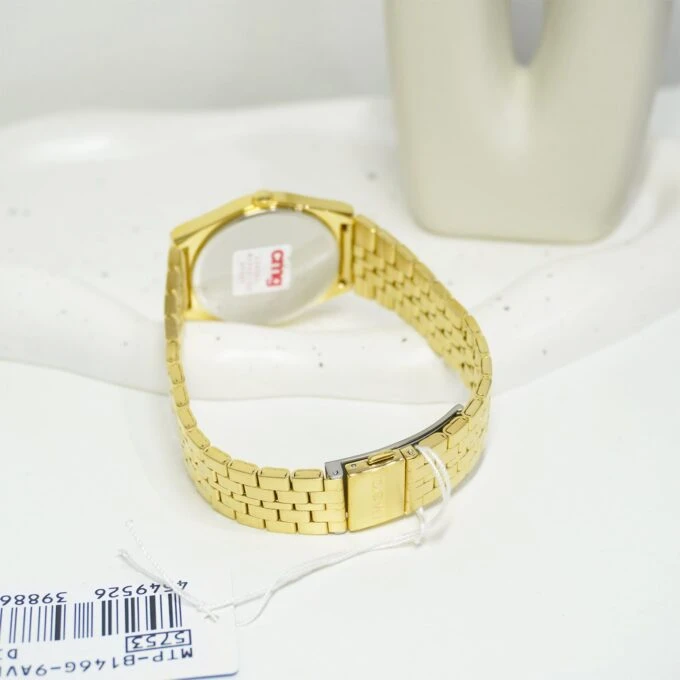 Montre Casio MTP-B146G-9AVDF Homme - Chronographe, Étanche 50m, Bracelet Acier Inoxydable - Plaqué Or - MTP-B146G-9AVDF