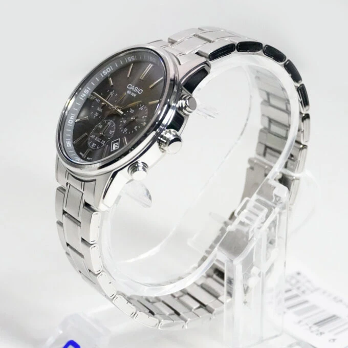 Montre Classique - Casio - Homme - Chronographe Élégant, Étanche 50m, Verre Minéral, Bracelet Acier Inoxydable - Argent - MTP-E515D-8AVDF