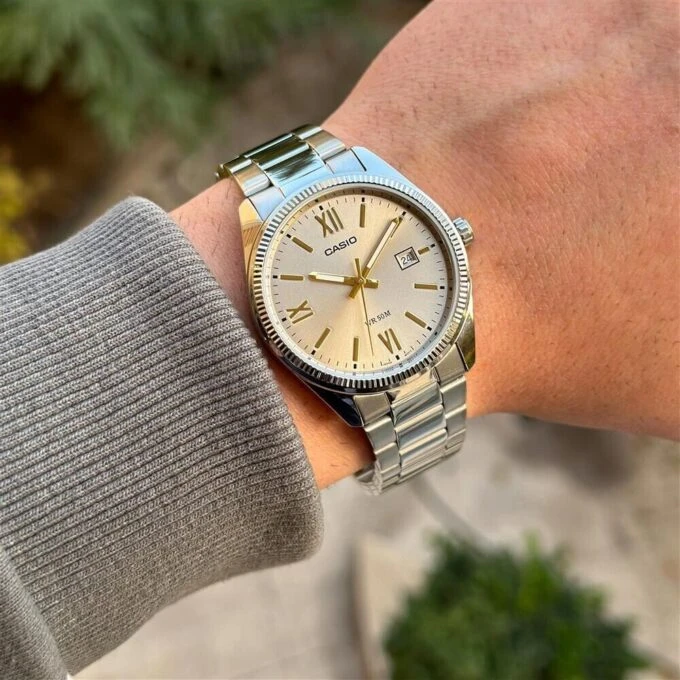 Montre Classique Homme Casio MTP-1302DD-9AVDF – Acier Inoxydable, Bracelet Métal, Cadran Doré, Étanche – Boutique Aïwatch