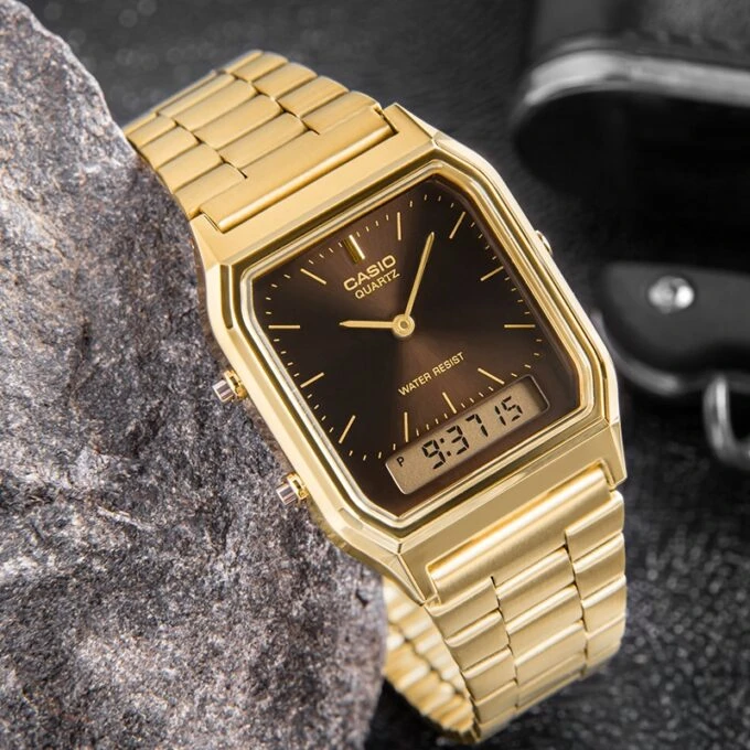 Montre Classique - Casio - Unisexe - Design Vintage, Bracelet Métallique, Résistance à lEau, Fonction Chronographe - Acier Inoxydable - Argenté - AQ-230GA-5AMQYDF